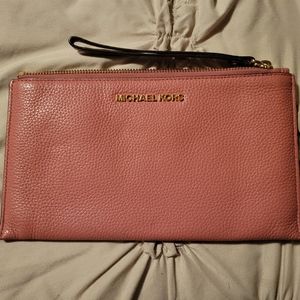 Michael Kors Wristlet